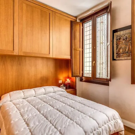 Apartment Flat In The Heart Of Vaticancity *