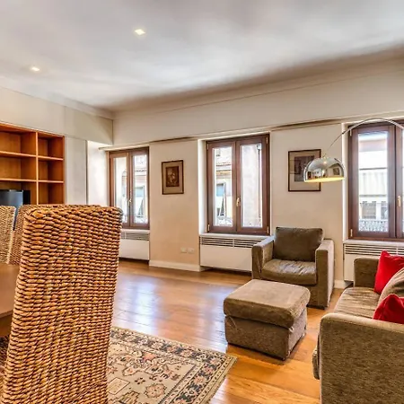 Flat In The Heart Of Vaticancity Rome